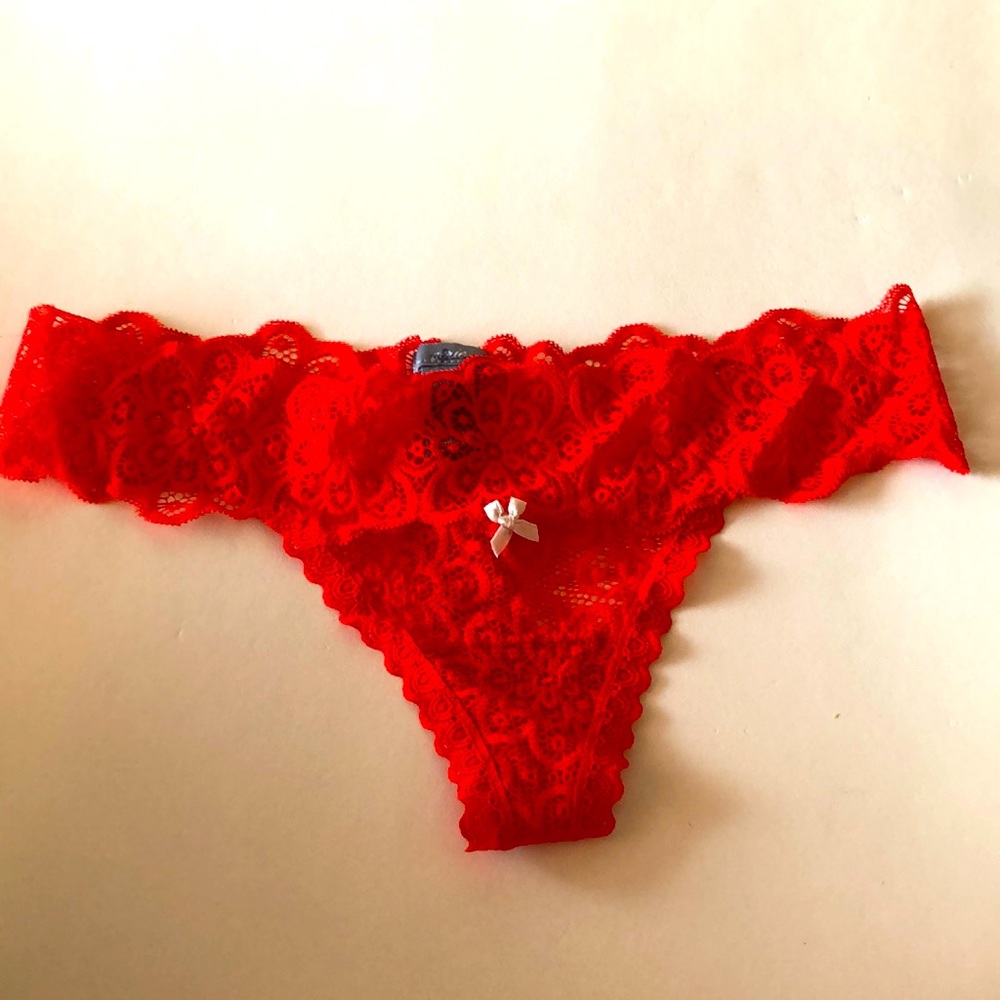 Aerie Red Lacey Thong Size P/S